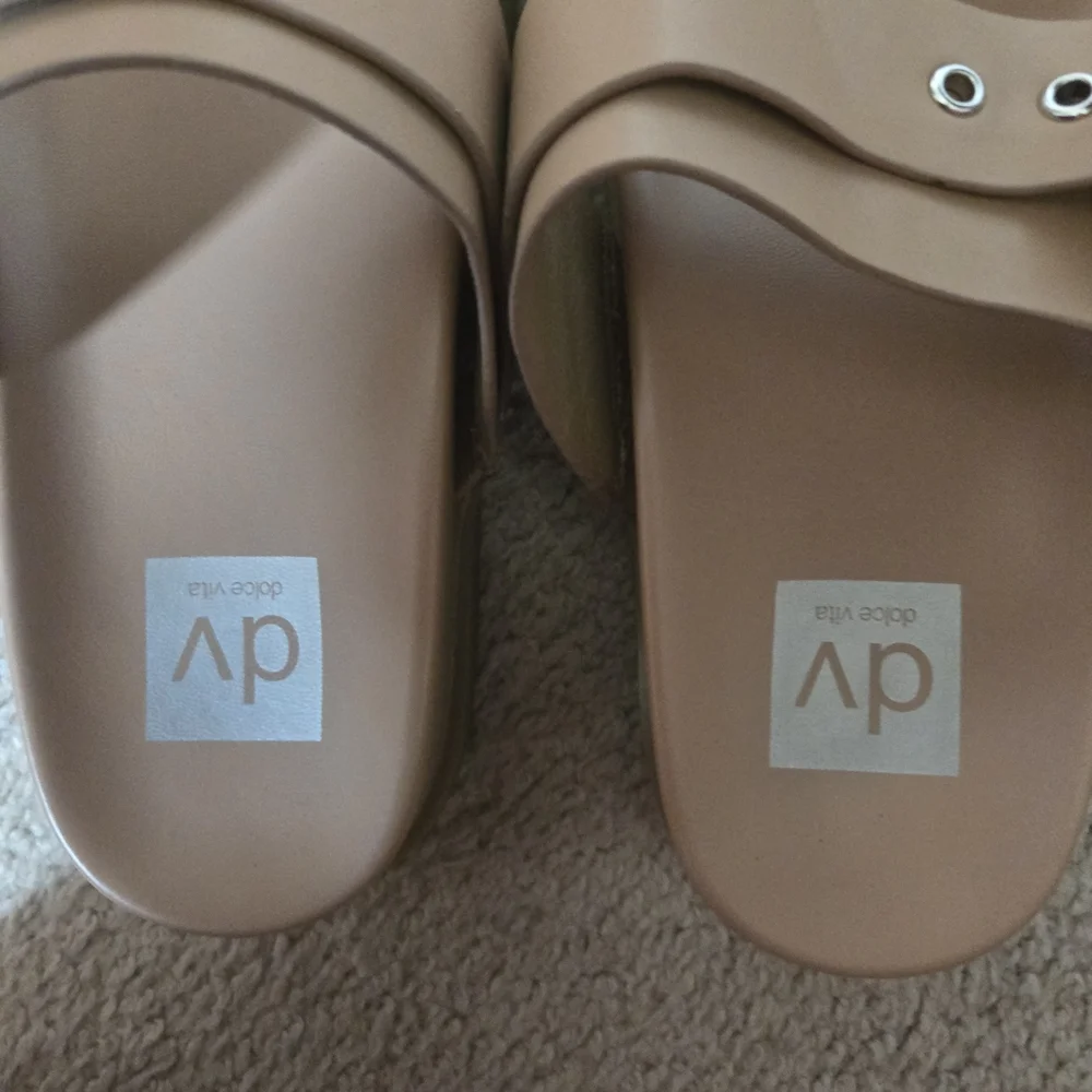 Aldo Women's Beige Buckle Sandals - Picture 2 of 2